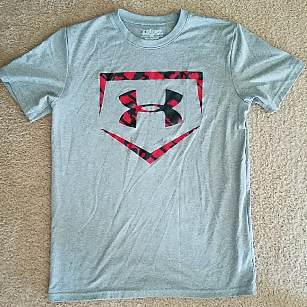 Boys Under Armour shirt